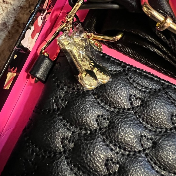 Betsey Johnson “The Pet Set” New in Box w/ tag - Picture 10 of 12